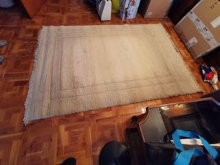Alfombra lana beige artesanal