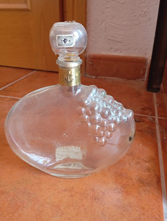 Botella Pinchos colección.escucho tú oferta