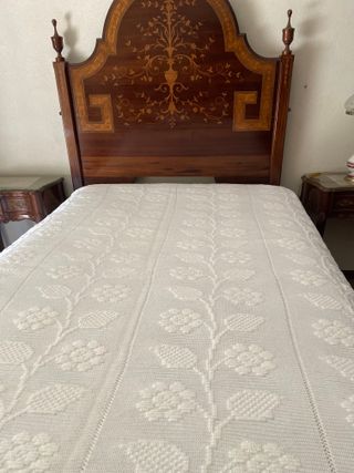 Colcha de renda requintada feita a mão