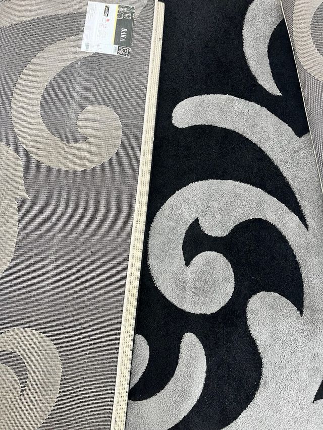 Alfombra moderna - Gris y negra