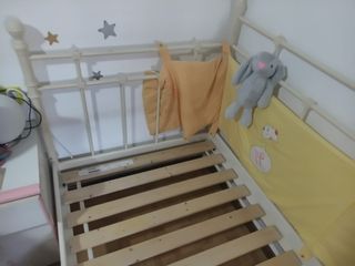Cama infantil Ikea - blanco
