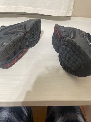 Nike Air Max DN - Negras - Talla 39