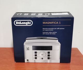 Delonghi Magnifica S ECAM21.110.B macchina caffè
