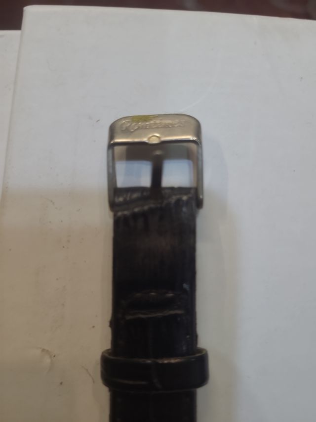 Reloj Romtimes mujer dorado