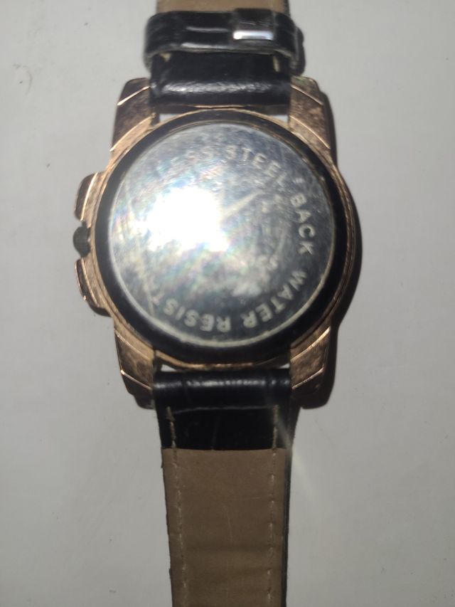 Reloj Romtimes mujer dorado