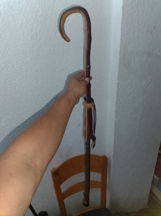 Bastón artesanal cuero