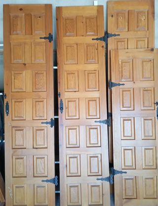 Puertas madera pino