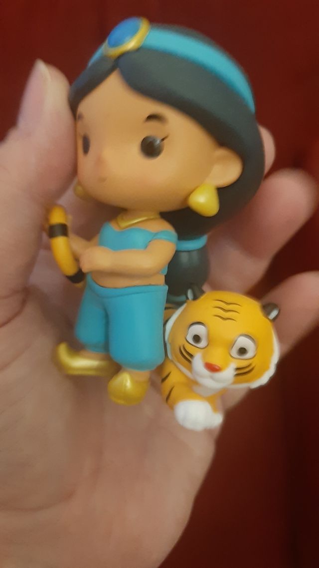 Figura Popmart Disney Jasmine y Rajah