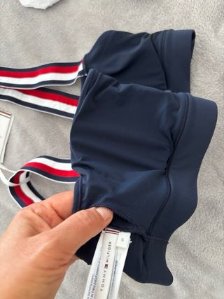 Top deportivo Tommy Hilfiger azul