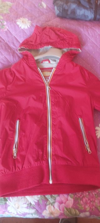 2 Giubbotti bimbo Original Marines ed Ovs 9/10 