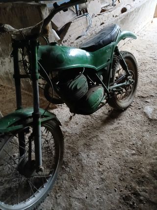 PRECIO NO NEGOCIABLE Montesa 125cc Moto Clásica