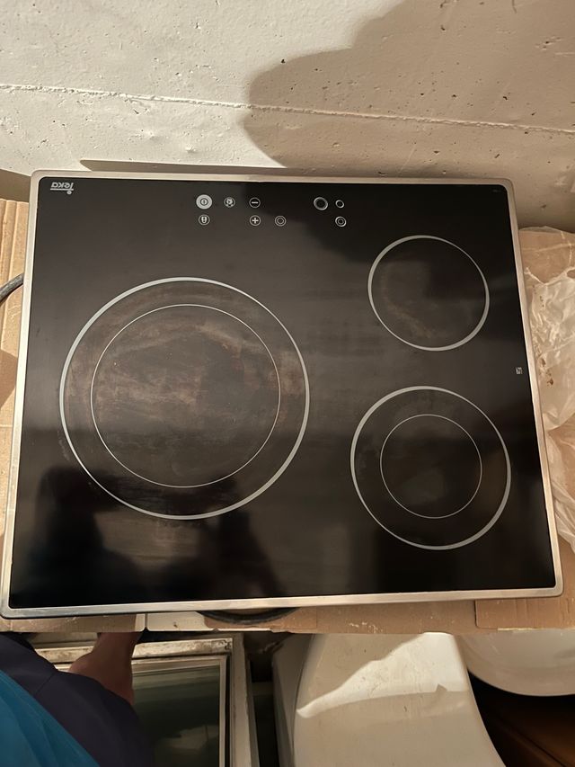 Vitrocerámica 3 zonas usada