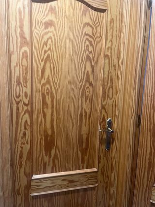Puertas madera interior 