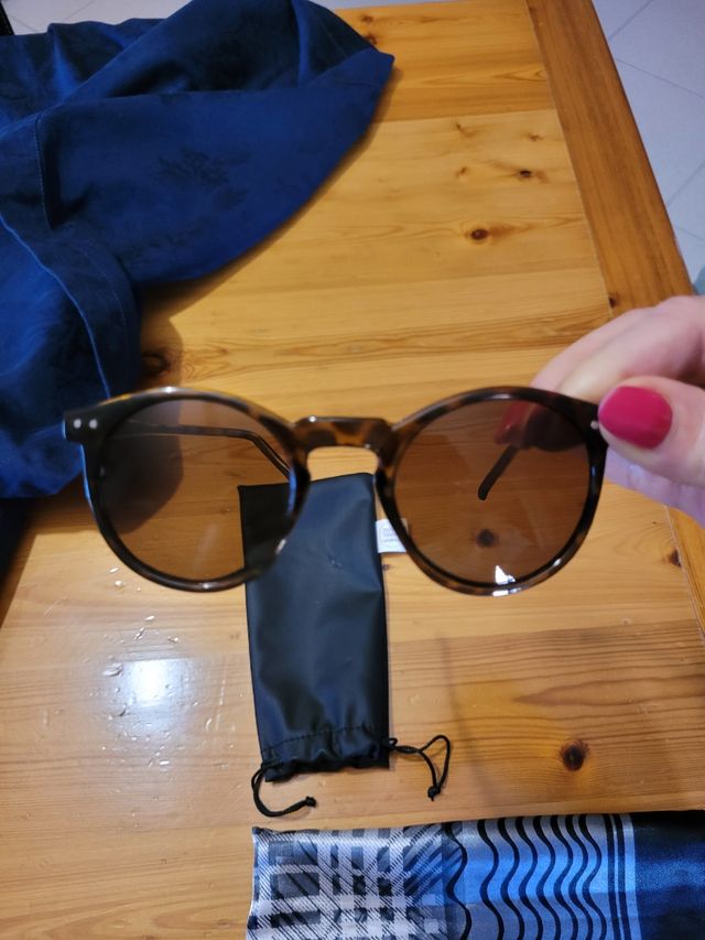 Foulard estivo nero e grigio  quadrato 90 cm.