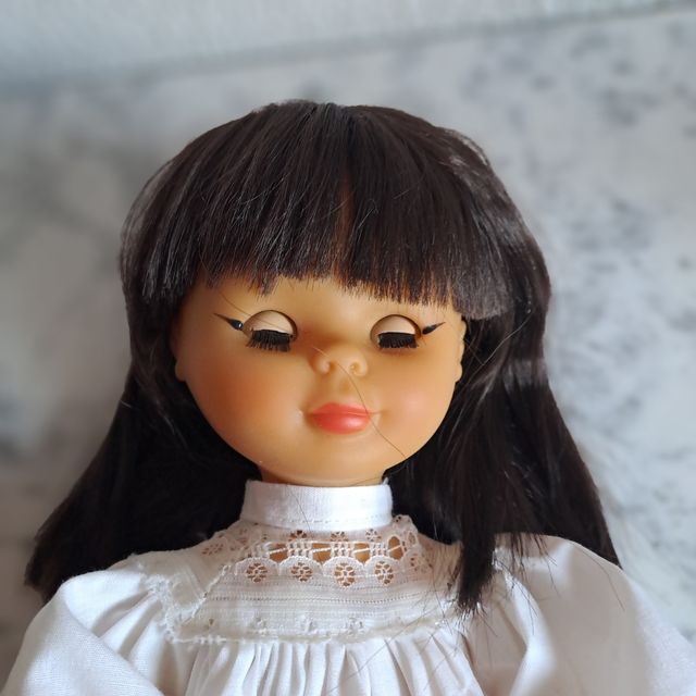 Muñeca Nanci Oriental