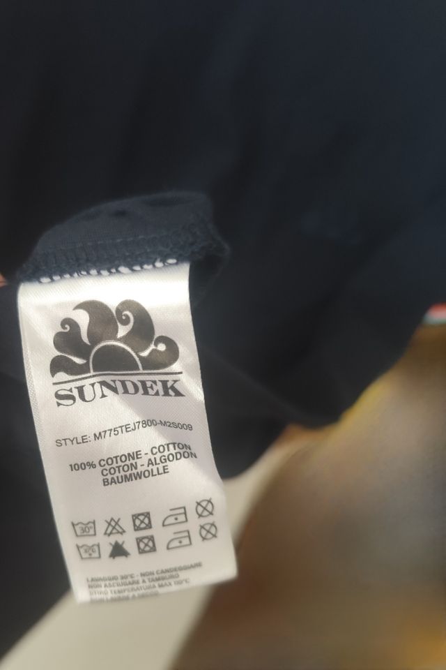 Camiseta/Polo SUNDEK hombre talla M. NUEVA.