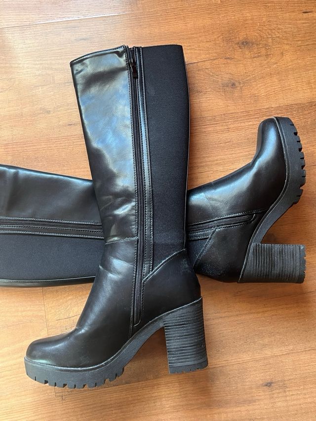 Botas altas negras tacón
