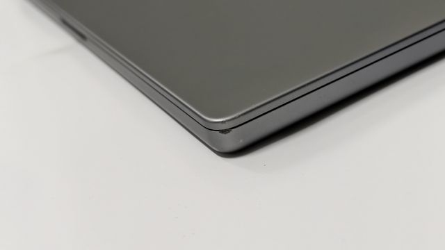 Apple Macbook M1 PRO - SEMINUEVO No12