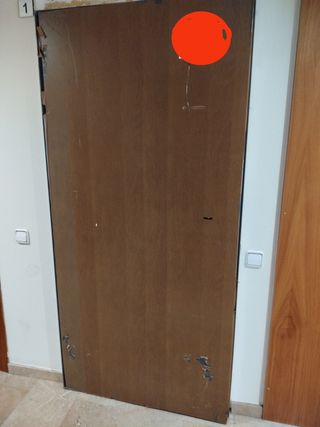 Puerta blindada antiocupación