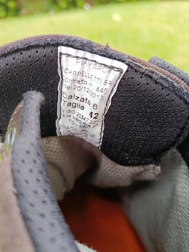 Scarponi militari marroni