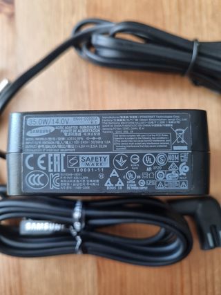 Cargador Samsung Modelo:A3514 RPN 35W / 15V