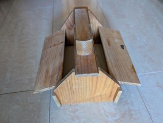 Zapatero antiguo de madera