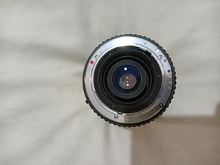 Cámara fotográfica con accesorios