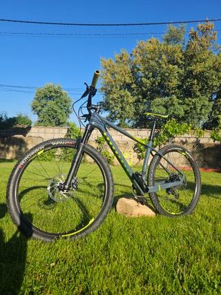 Bici MTB Peugeot M01 GX 11 carbono - como nueva