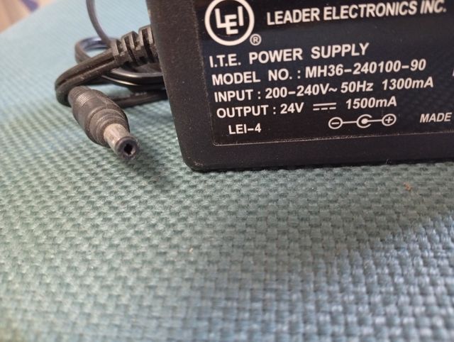 Alimentador 24V - Leader