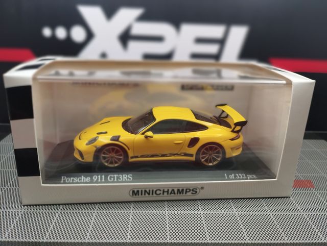 Minichamps Porsche 911 GT3RS 1:43
