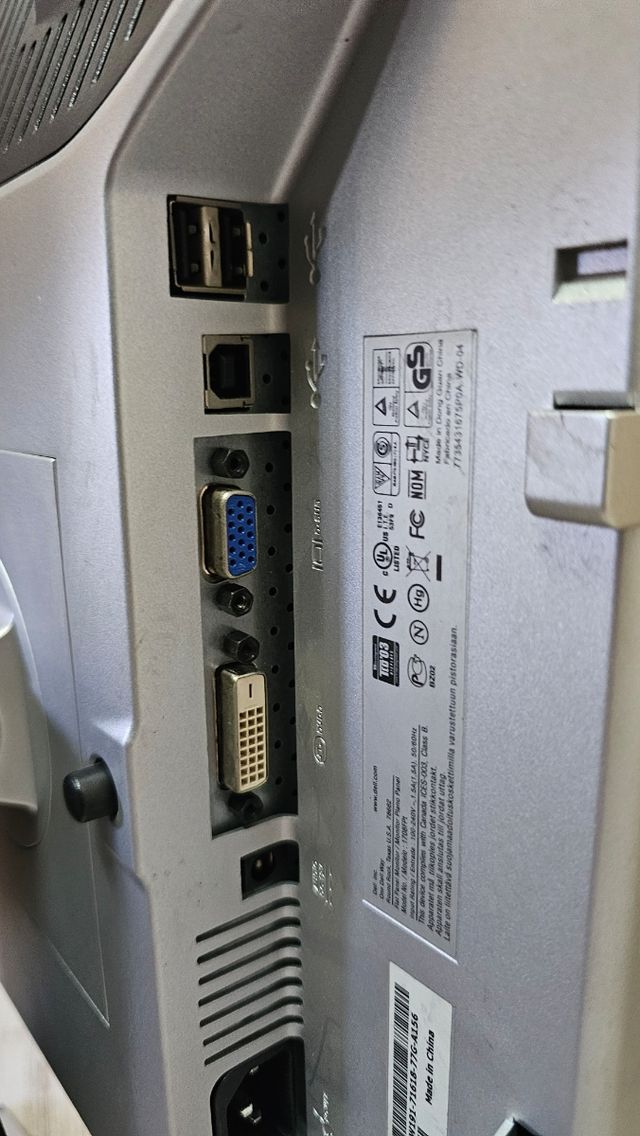 Monitor Dell 12v