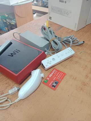 CONSOLA NINTENDO WII MINI CON MANDO NUNCHUCK CABLE