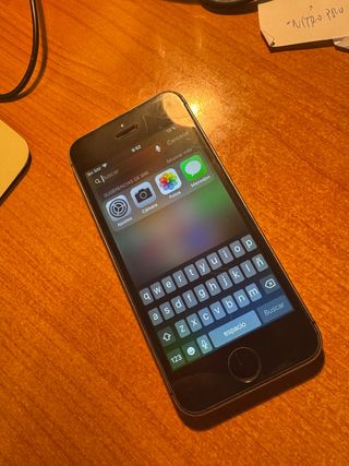 iPhone SE Gris 