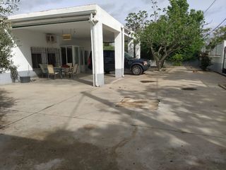 Chalet en Villafranca de los Caballeros