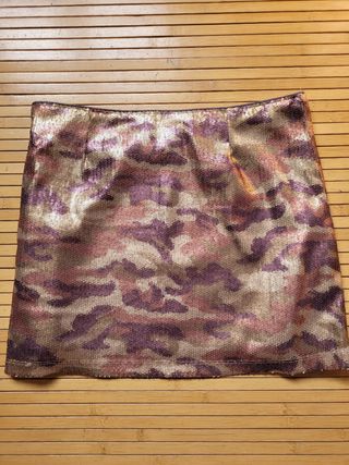 Mini falda Pull Bear caqui-dorada