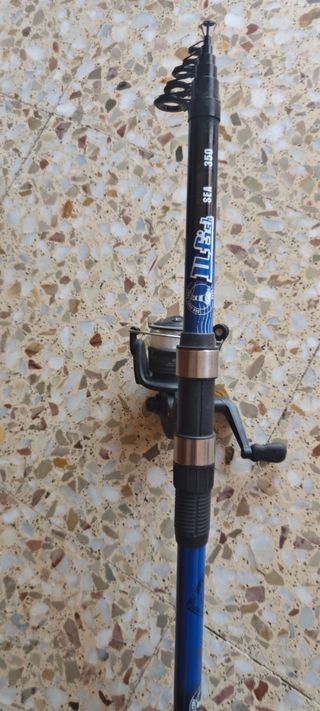 Caña y carrete pesca CAPERLAN