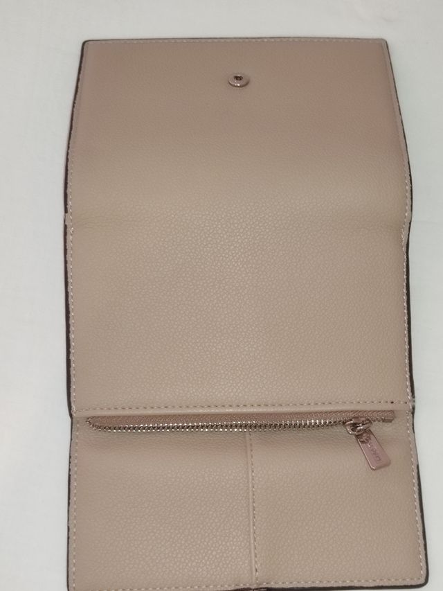 Cartera beige mujer