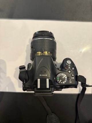 Nikon D5200 + objetivos 18-55 y 55-200