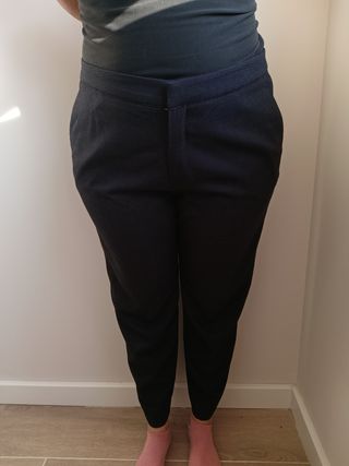 Pantalones H&M negros, talla 8