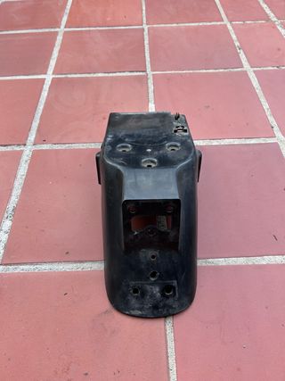 Guardabarros tarsero Yamaha SR250