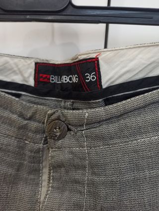 Bermuda Billabong gris XL - Como nueva
