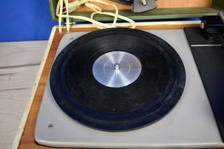 Tocadiscos Cosmo 751 año 1967 para reparar o pieza