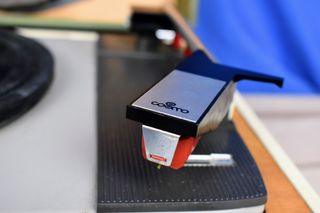 Tocadiscos Cosmo 751 año 1967 para reparar o pieza