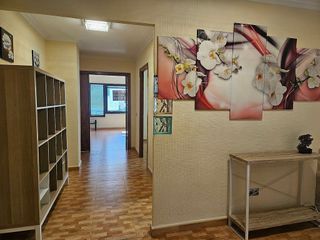 Oficina en venta en Playa Bajadilla - Puertos en Marbella