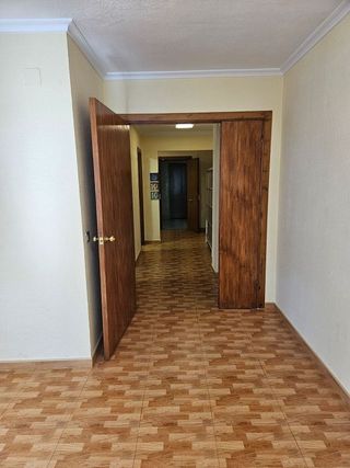 Oficina en venta en Playa Bajadilla - Puertos en Marbella