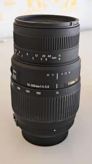 Cámara Nikon D3300 negra