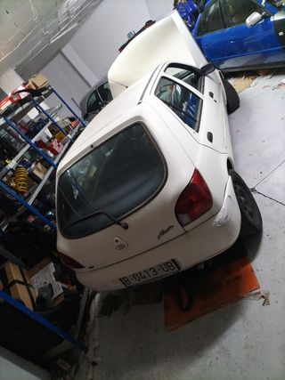 Despiece Ford Fiesta MK4 Ghia 1.4
