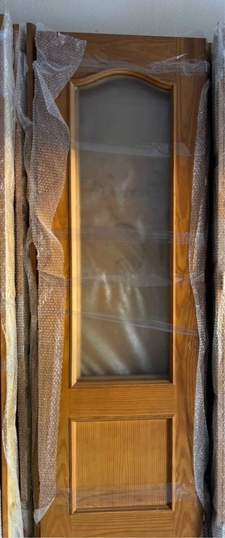 Puertas madera maciza 