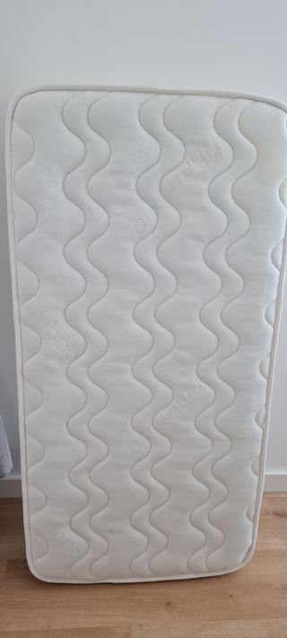 Cuna bebe + colchon + fundas impermeables