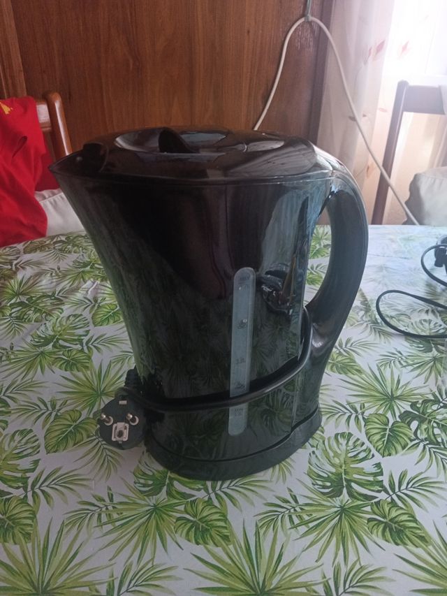 Hervidor de agua Tedi - Negro